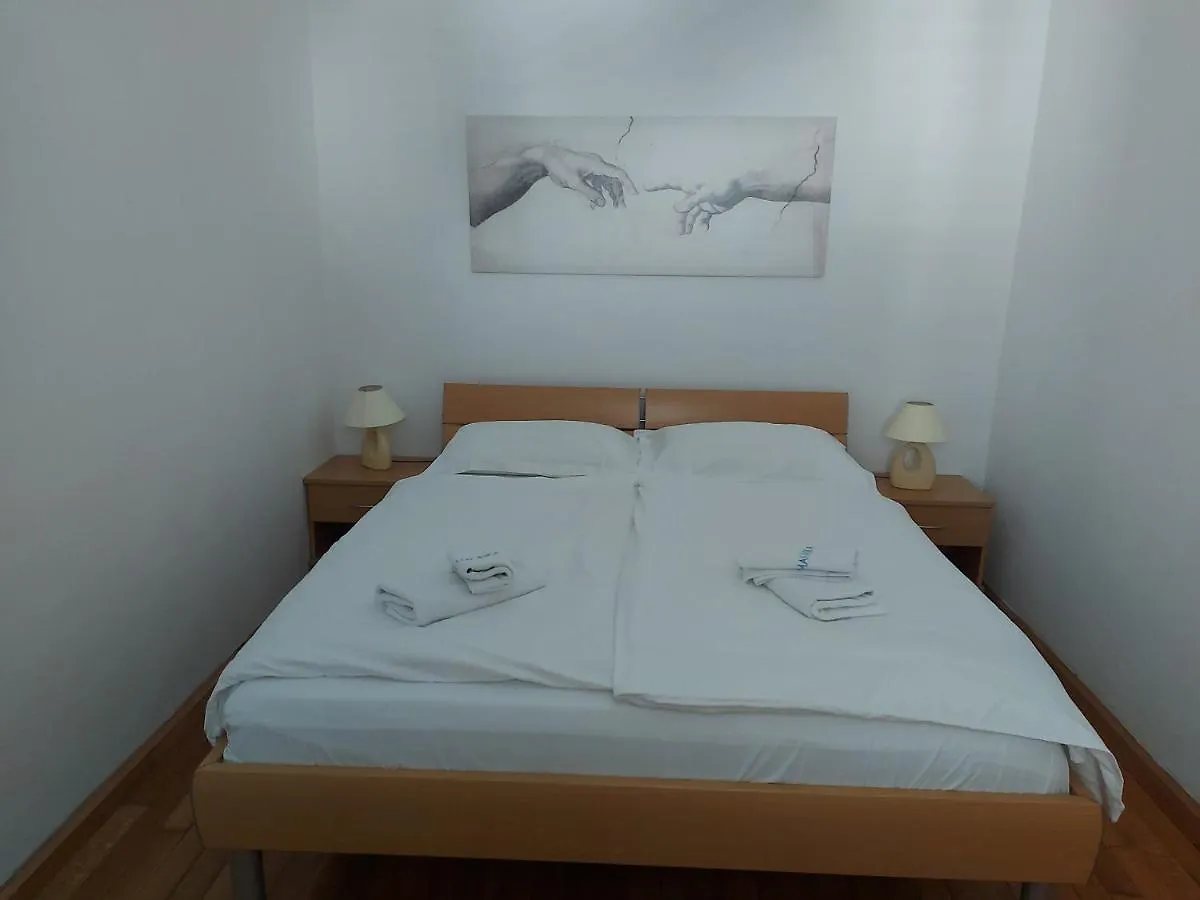 Apartments Ajka Rab Town