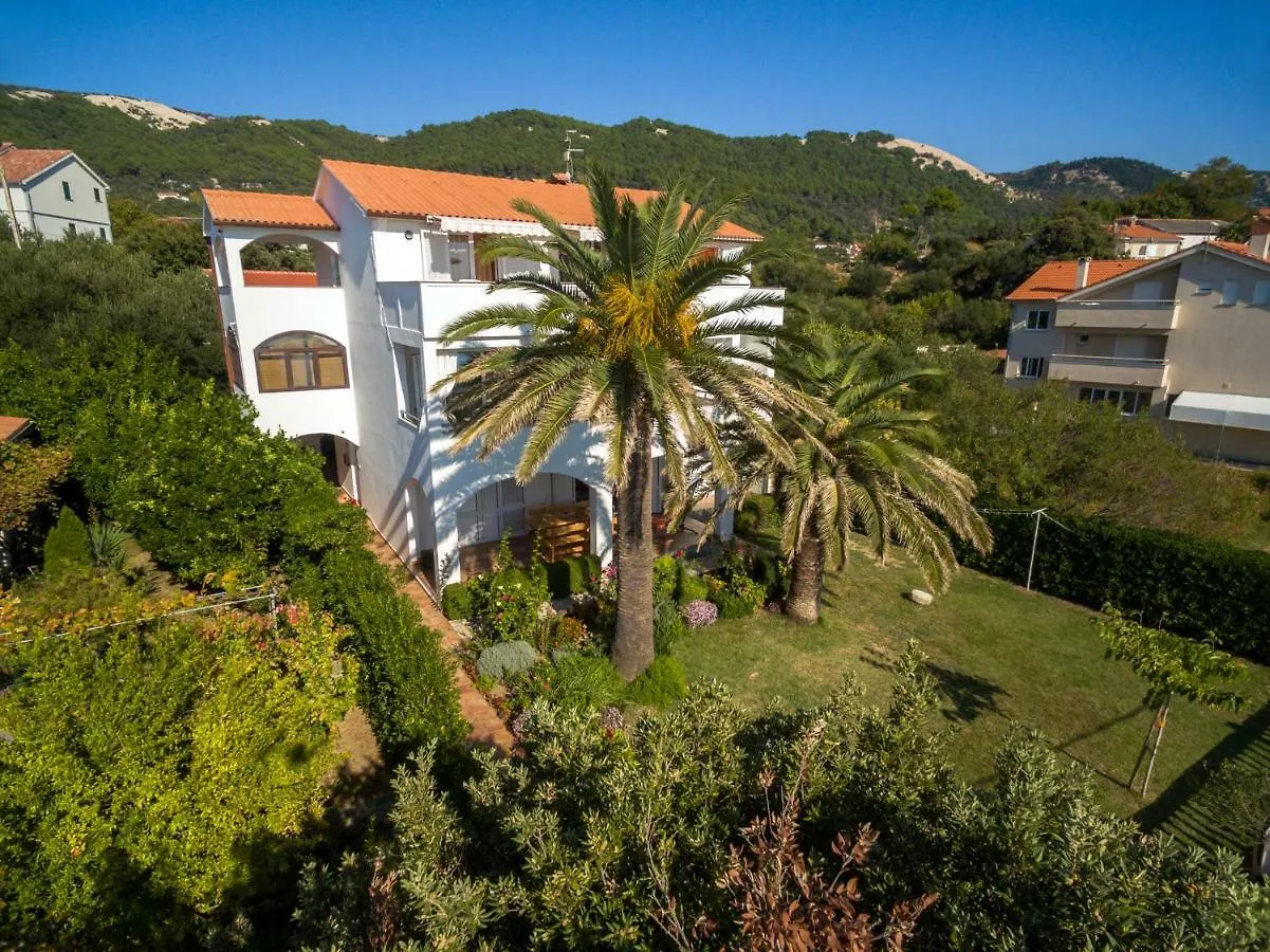 Apartments Ajka Rab Town